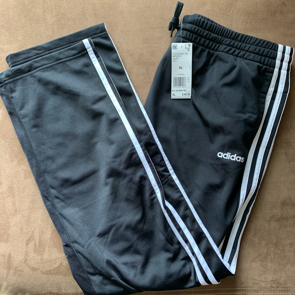 Women’s Adidas Sweatpants